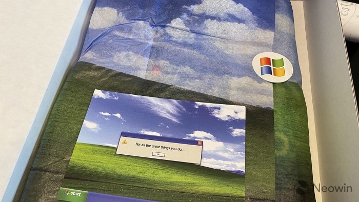 微软推出Windows XP主题毛衣