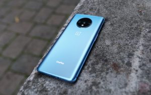 一加7T/7T Pro迎来OxygenOS Open Beta 1：实时字幕和二月安全补丁