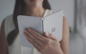 微软高管首次曝光用Surface Duo拍摄的照片