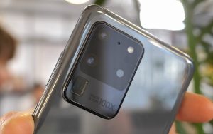 三星再为Galaxy S20 Ultra发布固件更新：修复"绿色调"问题