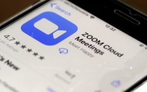 视频会议软件Zoom日活用户突破3亿：1个月猛涨1亿人