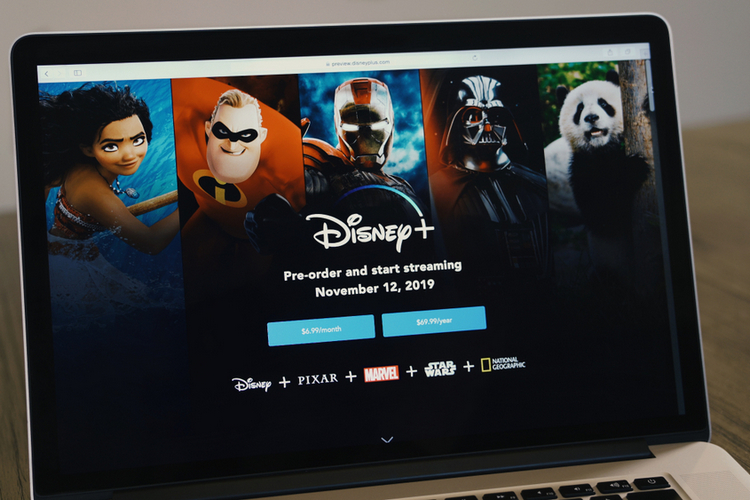 迪士尼流媒体Disney+付费用户破5450万