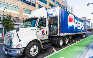 绕过中间商，百事可乐上线两个新网站向消费者直卖零食