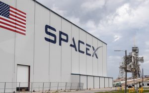 SpaceX卫星互联网服务启动测试：设备收费$499，月租$99