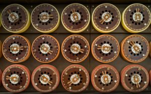 微软发布 4K 壁纸 Deciphering an Enigma