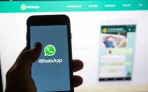 WhatsApp桌面版更新：支持同步手机贴纸包
