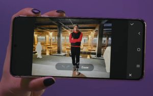 擦除照片中的人物：Galaxy S21这个新功能很强悍