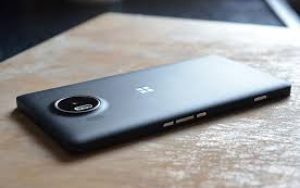 [组图] Lumia 950 XL被成功刷入Windows 10X