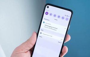 Android 12「莫奈」主题曝光：系统配色跟随壁纸变化