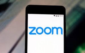Zoom将为全体用户提供实时转录字幕功能