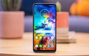 摩托罗拉One Macro迎来Android 10升级