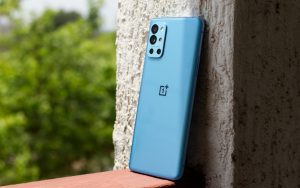 一加OnePlus 9R迎来OxygenOS更新：系统性能改进
