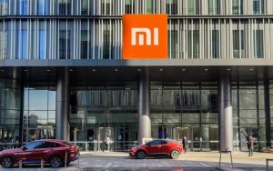 小米调侃“盖茨离婚”推广小米11遭批：推文还是用iPhone发的