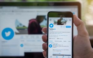 推特改进图片预览功能，不再裁剪图片