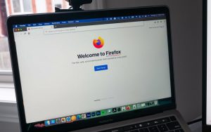 Apple Silicon Mac用户用Firefox看视频报错：Mozilla提供修复方案