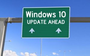 微软开始将 Win 10 2004 自动更新为 Windows 10 21H1