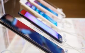 预测称2021 年全球智能手机出货量将增长 12%，全年出货14亿部