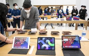 苹果引领2021年第一季度全球平板电脑市场，iPad 8最畅销
