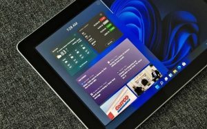 [视频] 平板电脑上的Windows 11：支持四指手势和屏幕旋转动画