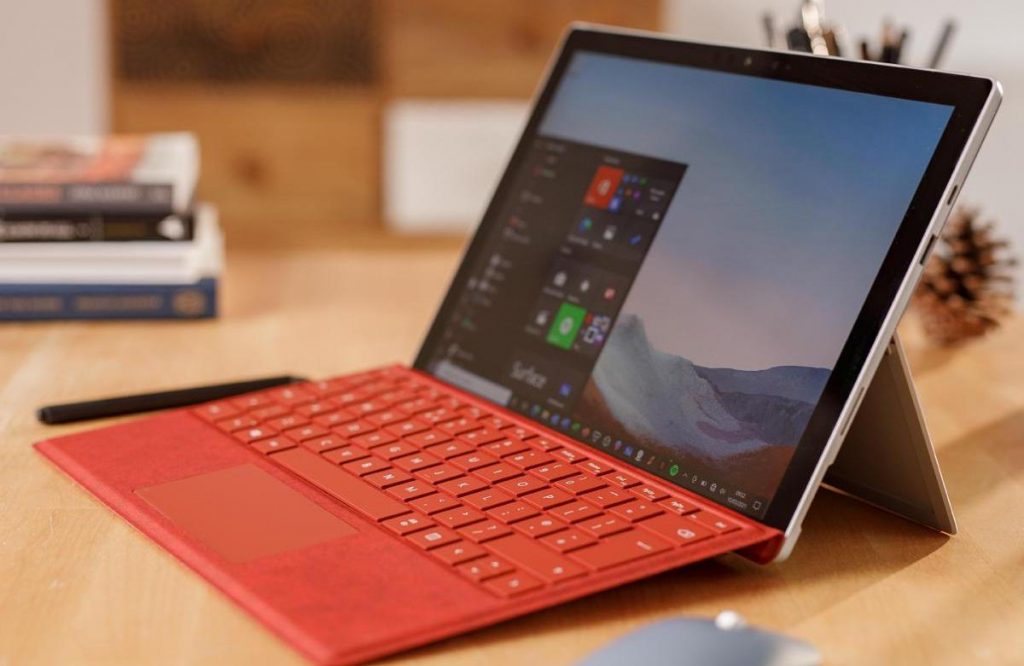 微软：仅一半Surface设备可升级Windows 11（清单）
