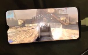 Win 11 ARM预览版的新尝试：在一加6T上玩Win 11版《使命召唤》