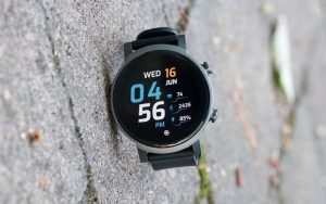 Wear OS 3.0还在路上，但内置的新版Play 商店已经亮相