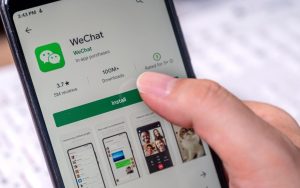 工信部再点名微信、腾讯视频等43款应用：违规调用权限、弹窗骚扰用户