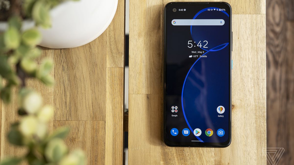 华硕zenfone 8 获得android 12 第二个公测版 软餐