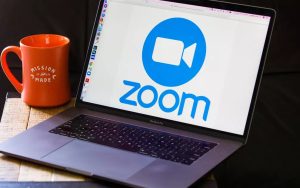 Zoom正式推出「实时转录字幕」：全体用户可用，暂仅支持英文