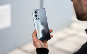 一加10 Pro详细规格曝光：支持80W有线+50W无限快充