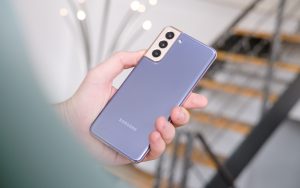 三星将为Galaxy S21等旧款手机推出相机更新：支持夜间人像等