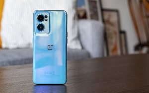 OnePlus Nord 2正在推送OxygenOS 12稳定版升级