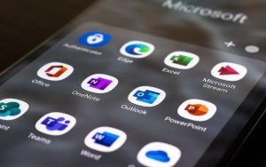 微软为低端安卓手机开发Outlook Lite版应用，本月底发布