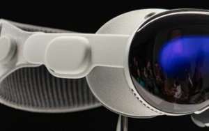 苹果Vision Pro头显 2 月 2 日在美国开售